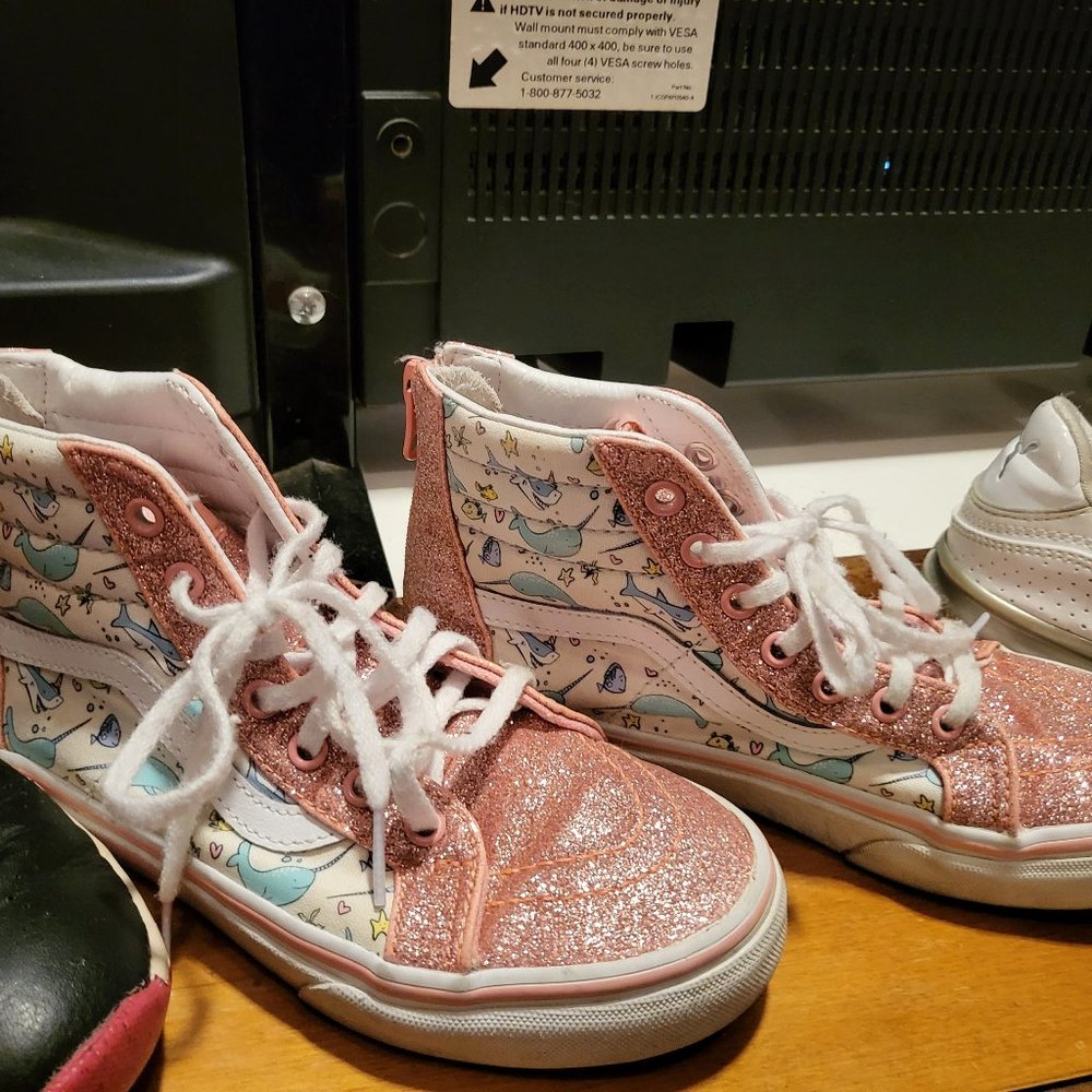 Girls vans size 2 youth